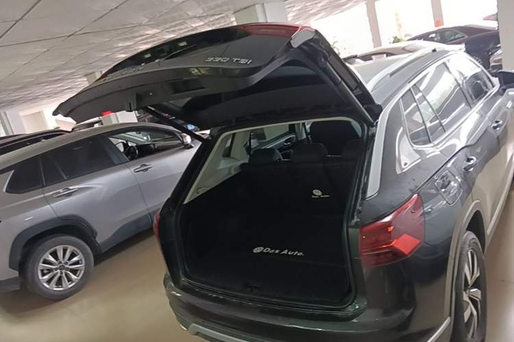 Used Volkswagen Tayron 2021 330TSI Two-Wheel Drive Luxury Smart Connectivity Version Trunk