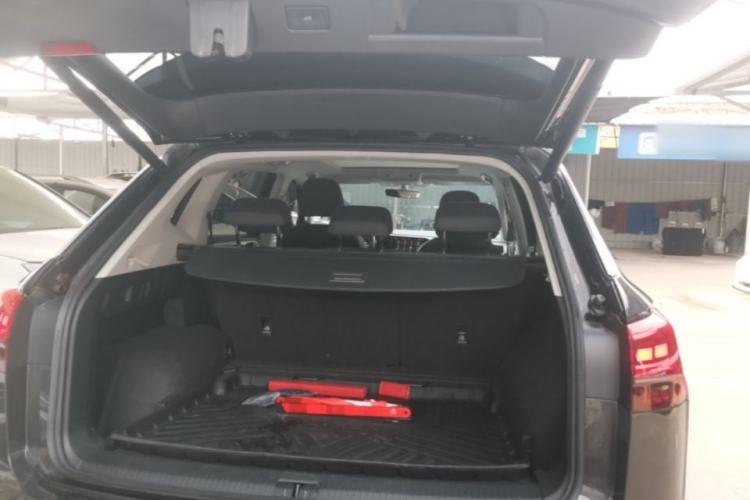 Used Volkswagen Tayron 2021 330TSI Two-Wheel Drive Luxury Smart Connectivity Version Trunk