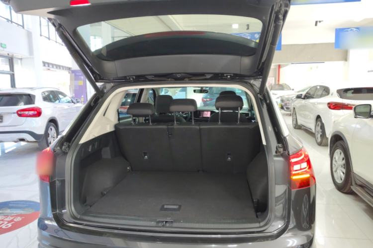 Used Volkswagen Tayron 2021 330TSI Two-Wheel Drive Luxury Smart Connectivity Version Trunk