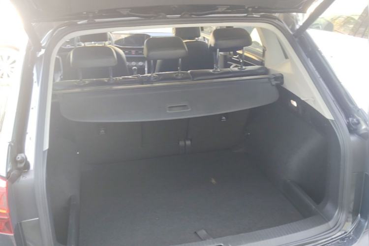 Used Volkswagen Tayron 2021 280TSI Two-Wheel Drive Comfort Connect Edition Trunk