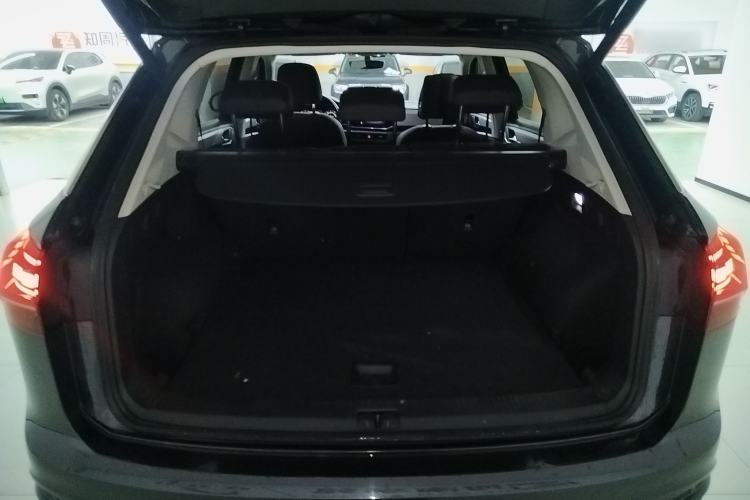 Used Volkswagen Tayron 2021 280TSI Two-Wheel Drive Luxury Smart Connectivity Version Trunk