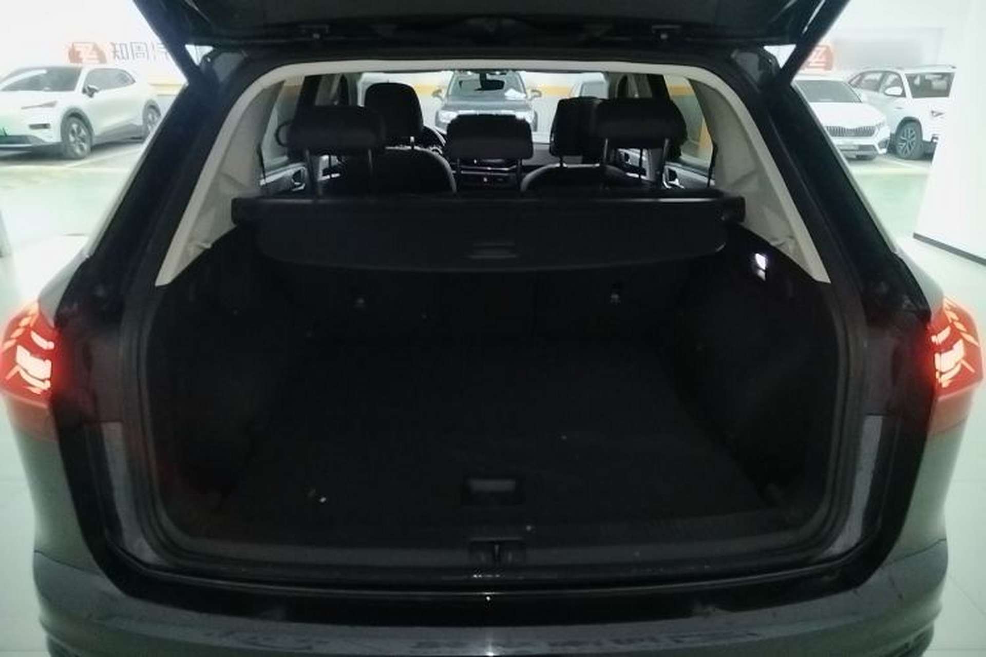 Used Volkswagen Tayron 2021 280TSI Two-Wheel Drive Luxury Smart Connectivity Version Trunk