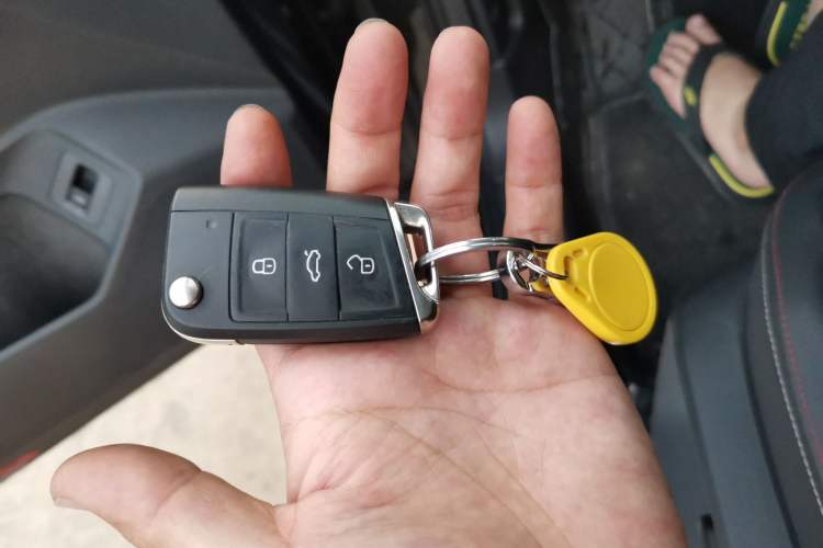 Used Volkswagen Tayron 2021 330TSI Two-Wheel-Drive 3rd Anniversary Limited Edition Vehicle Key