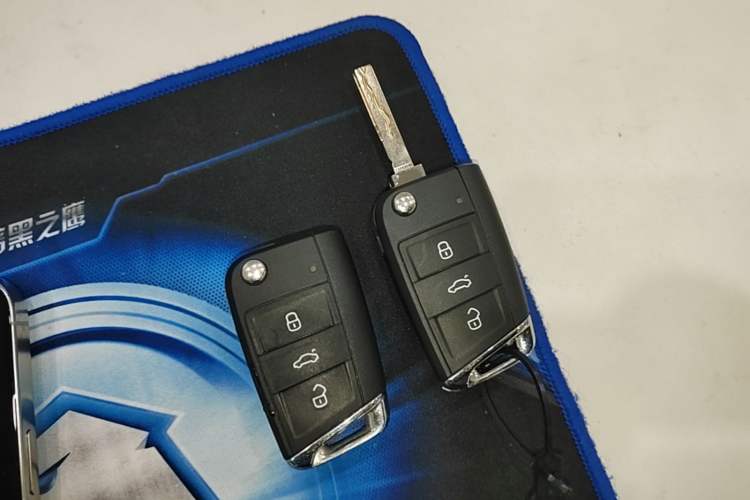 Used Volkswagen Tayron 2021 330TSI Two-Wheel Drive Luxury Smart Connectivity Version Vehicle Key