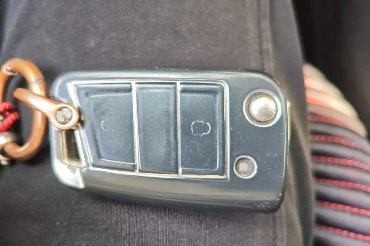 Used Volkswagen Tayron 2021 280TSI Two-Wheel Drive Luxury Smart Connectivity Version Vehicle Key