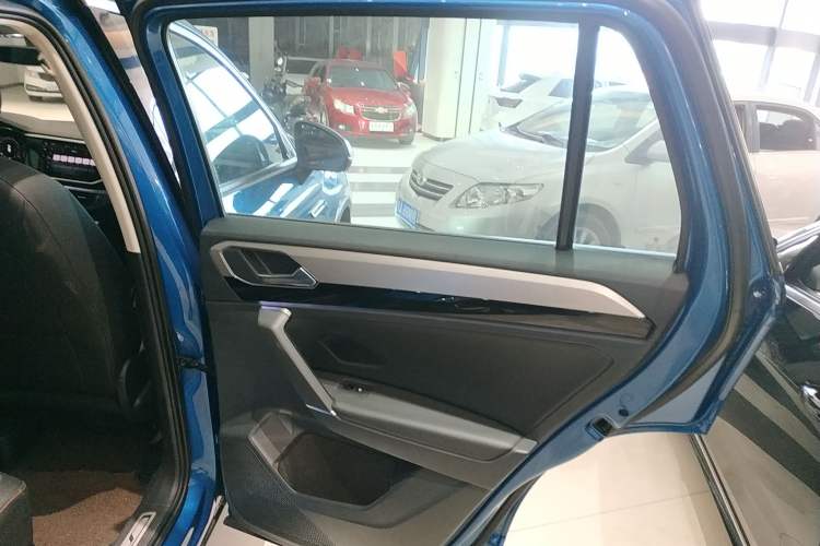 Used Volkswagen Tayron 2021 330TSI Two-Wheel Drive 30th Anniversary Edition Right Rear Door Interior