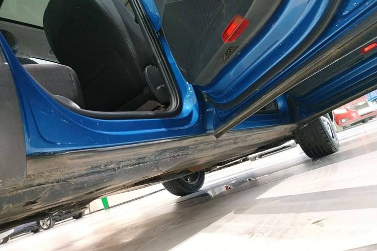 Used Volkswagen Tayron 2021 330TSI Two-Wheel Drive 30th Anniversary Edition Right Side Sill