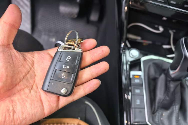 Used Volkswagen Tayron 2021 380TSI Four-Wheel Drive Luxury Connected Pro Version Vehicle Key