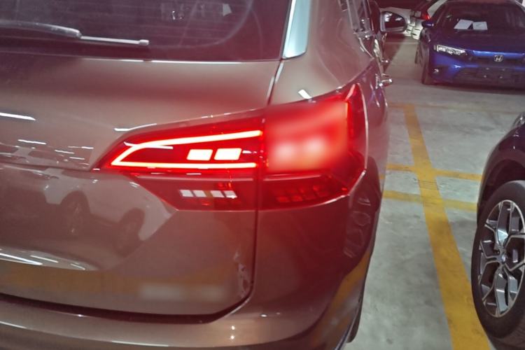 Used Volkswagen Tayron 2021 330TSI Two-Wheel Drive Luxury Connected Version Plus Right Rear Taillight