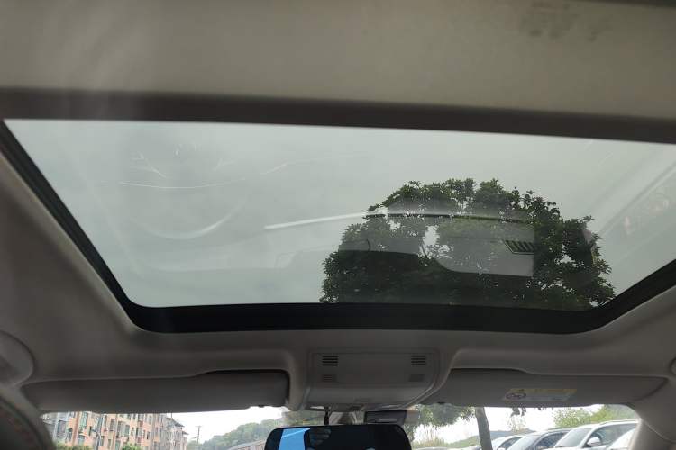 Used Volkswagen Tayron 2021 330TSI Two-Wheel Drive 30th Anniversary Edition Headliner