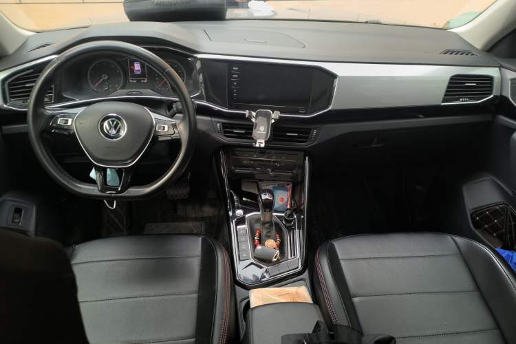Used Volkswagen Tayron 2021 280TSI Two-Wheel Drive Luxury Smart Connectivity Version Interior 2