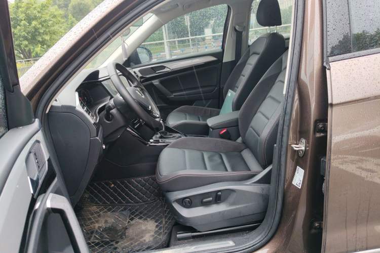 Used Volkswagen Tayron 2021 330TSI Two-Wheel Drive Luxury Connected Version Plus Left Front Seat
