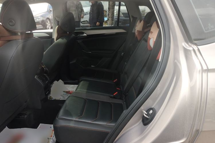 Used Volkswagen Tayron 2021 330TSI Two-Wheel Drive 30th Anniversary Edition Left Rear Seat