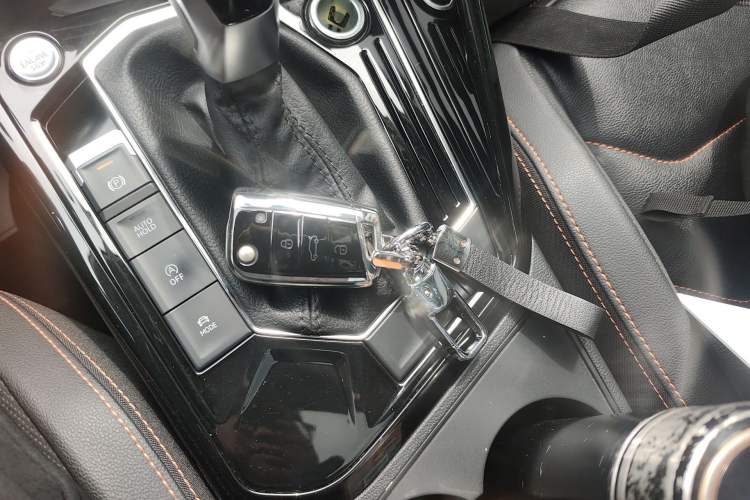 Used Volkswagen Tayron 2021 330TSI Two-Wheel Drive 30th Anniversary Edition Vehicle Key