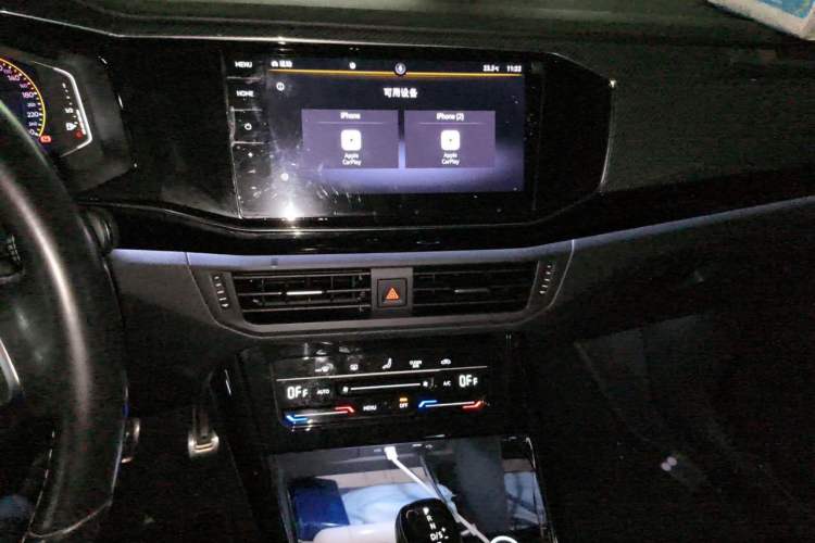 Used Volkswagen Tayron 2021 380TSI All-Wheel Drive R-Line Connected Version Audio And AC Panel