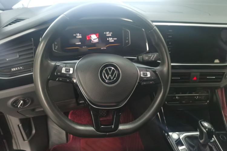 Used Volkswagen Tayron 2021 330TSI Two-Wheel Drive Luxury Smart Connectivity Version Center Console