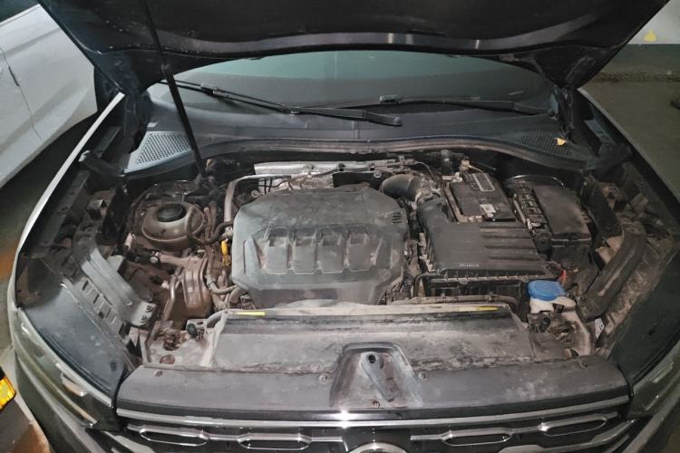 Used Volkswagen Tayron 2021 330TSI Two-Wheel-Drive 3rd Anniversary Limited Edition Engine Bay