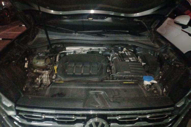 Used Volkswagen Tayron 2021 330TSI Two-Wheel Drive Luxury Smart Connectivity Version Engine Bay