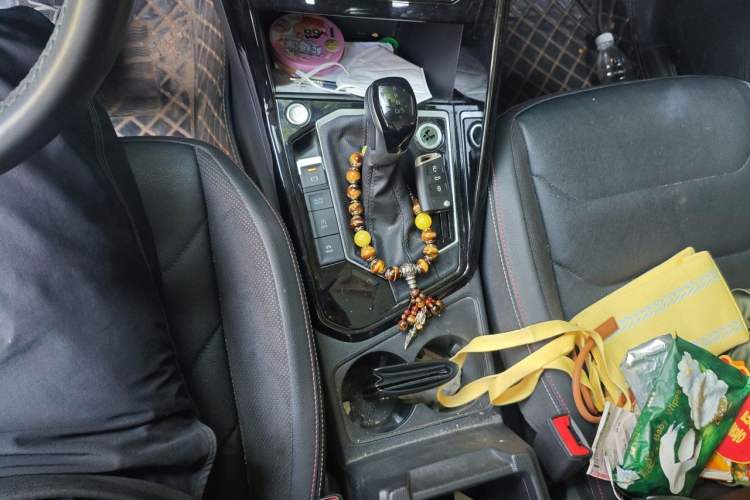 Used Volkswagen Tayron 2021 280TSI Two-Wheel Drive Luxury Smart Connectivity Version Gear Lever