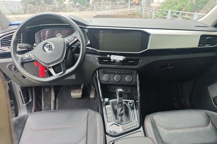 Used Volkswagen Tayron 2021 330TSI Two-Wheel Drive 30th Anniversary Edition Interior 2
