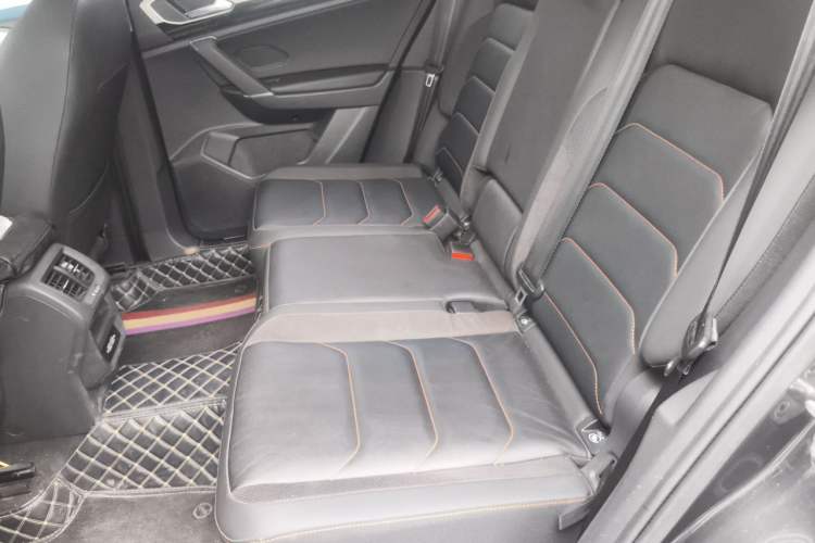 Used Volkswagen Tayron 2021 330TSI Two-Wheel Drive 30th Anniversary Edition Interior 4