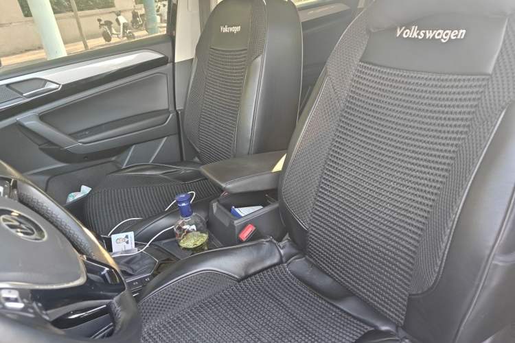 Used Volkswagen Tayron 2021 280TSI Two-Wheel Drive Luxury Smart Connectivity Version Left Front Seat