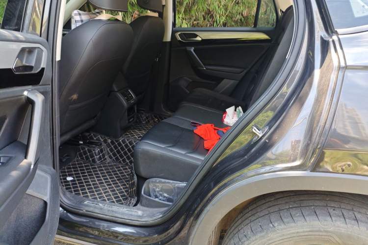 Used Volkswagen Tayron 2021 280TSI Two-Wheel Drive Luxury Smart Connectivity Version Left Rear Seat