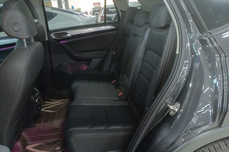 Used Volkswagen Tayron 2021 330TSI Two-Wheel-Drive 3rd Anniversary Limited Edition Left Rear Seat