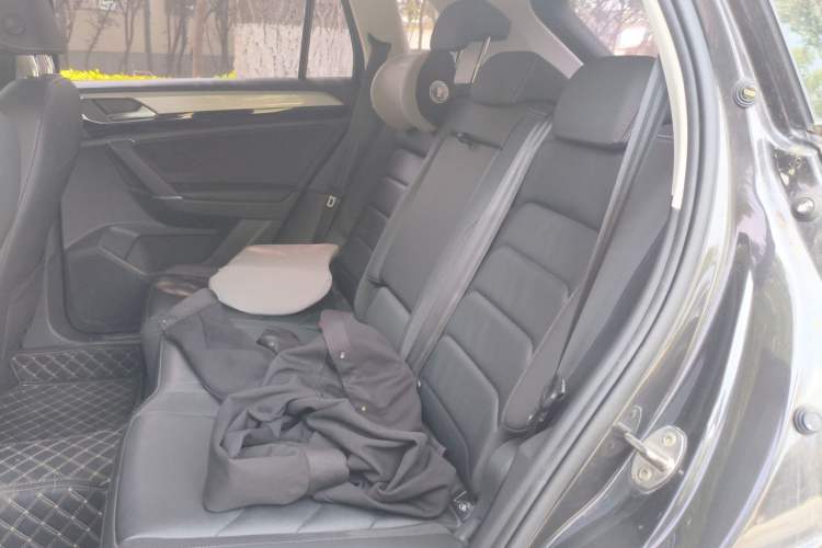 Used Volkswagen Tayron 2021 280TSI Two-Wheel Drive Luxury Smart Connectivity Version Left Rear Seat