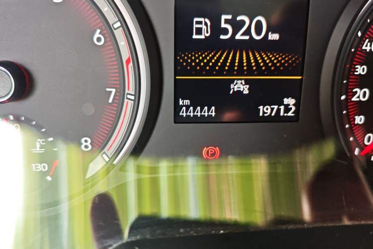 Used Volkswagen Tayron 2021 280TSI Two-Wheel Drive Luxury Smart Connectivity Version Odometer Close Up