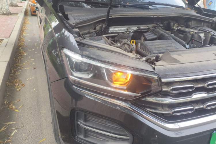 Used Volkswagen Tayron 2021 280TSI Two-Wheel Drive Luxury Smart Connectivity Version Right Front Headlight