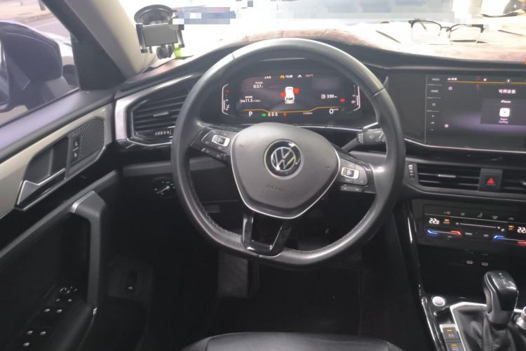 Used Volkswagen Tayron 2021 330TSI Two-Wheel-Drive 3rd Anniversary Limited Edition Steering Wheel