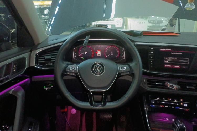 Used Volkswagen Tayron 2021 330TSI Two-Wheel-Drive 3rd Anniversary Limited Edition Steering Wheel
