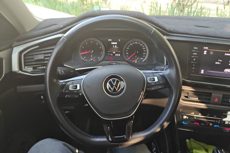 Used Volkswagen Tayron 2021 280TSI Two-Wheel Drive Luxury Smart Connectivity Version Steering Wheel