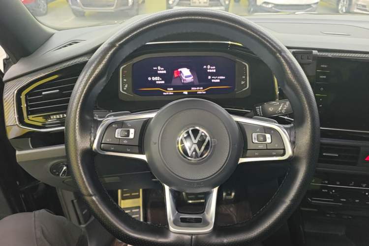 Used Volkswagen Tayron 2021 380TSI All-Wheel Drive R-Line Connected Version Steering Wheel