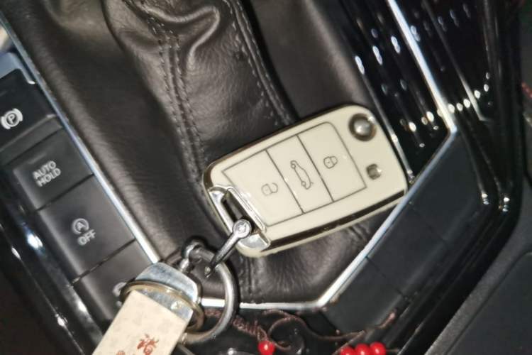 Used Volkswagen Tayron 2021 280TSI Two-Wheel Drive Luxury Smart Connectivity Version Vehicle Key