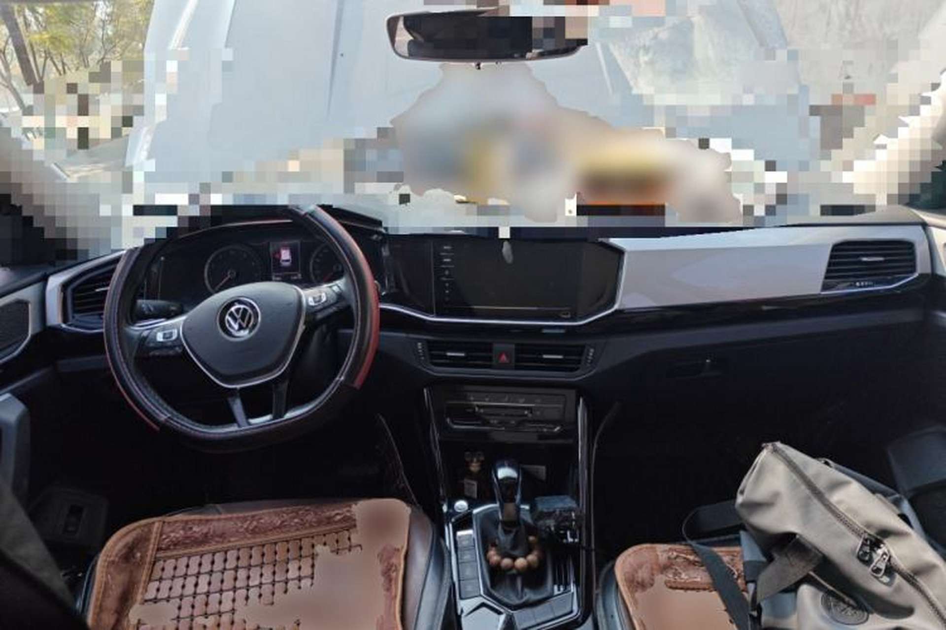 Used Volkswagen Tayron 2021 330TSI Two-Wheel Drive Luxury Smart Connectivity Version Center Console