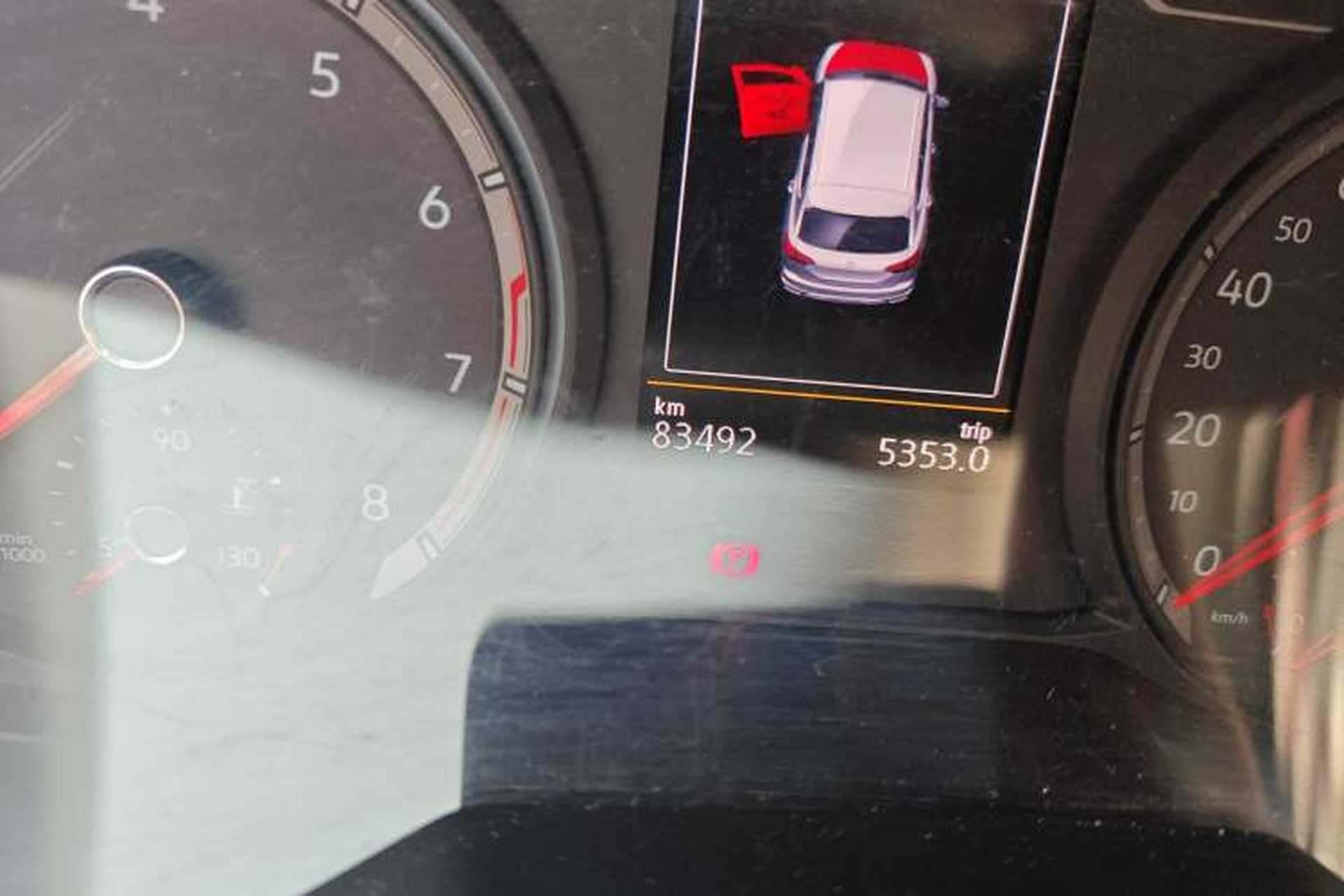 Used Volkswagen Tayron 2021 330TSI Two-Wheel Drive Luxury Smart Connectivity Version Odometer Close Up