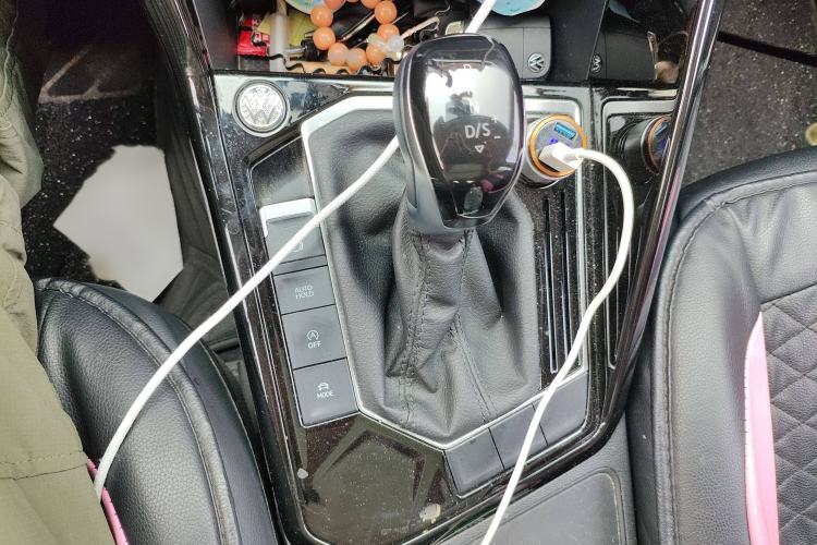 Used Volkswagen Tayron 2021 280TSI Two-Wheel Drive Luxury Smart Connectivity Version Gear Lever