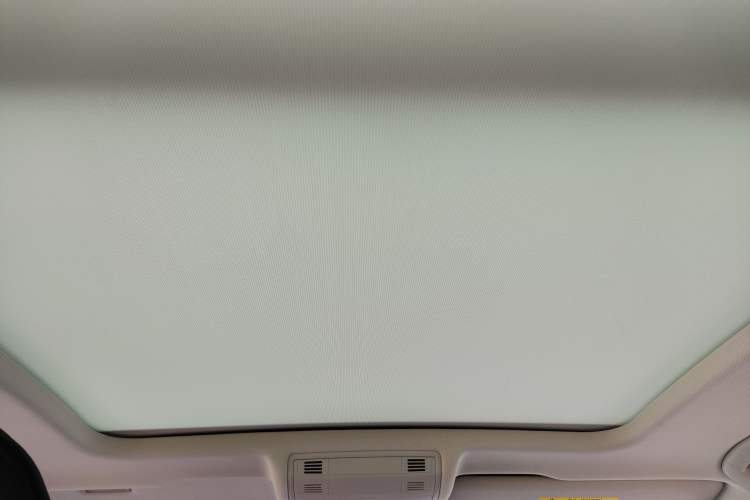 Used Volkswagen Tayron 2021 280TSI Two-Wheel Drive Luxury Smart Connectivity Version Headliner