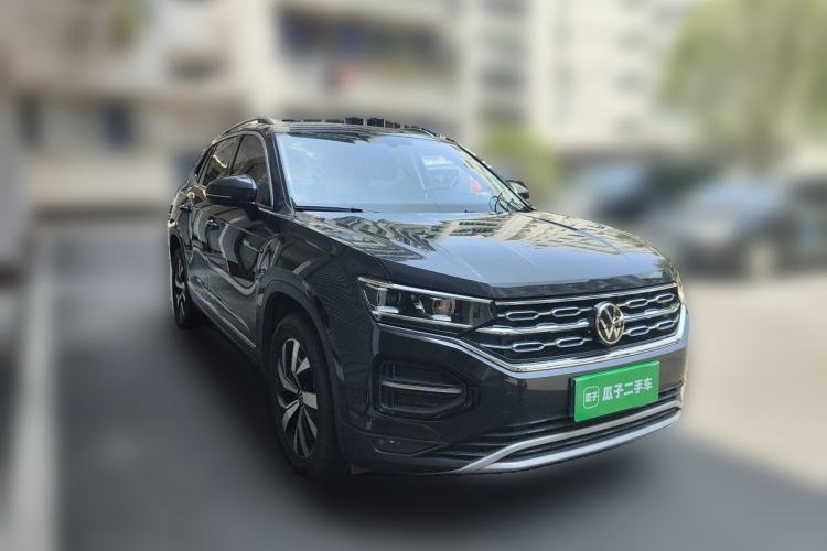 Used Volkswagen Tayron 2021 330TSI Two-Wheel-Drive 3rd Anniversary Limited Edition Front Right 45 Deg