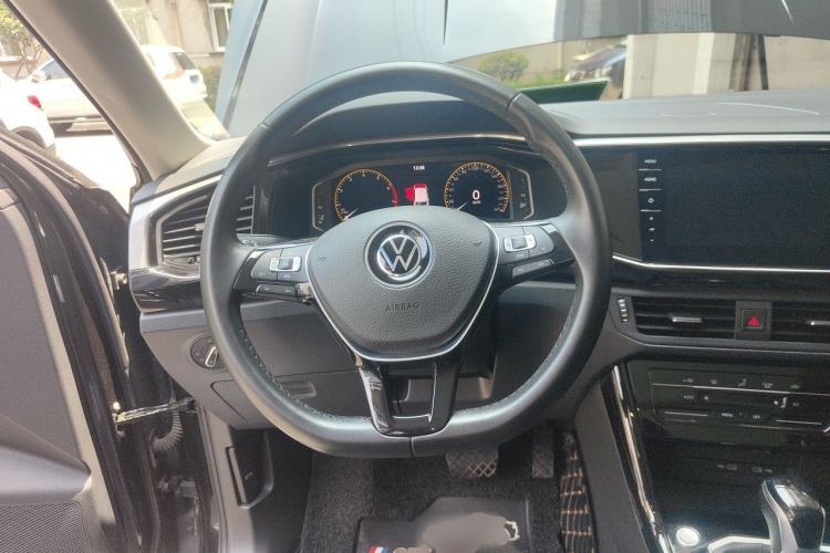 Used Volkswagen Tayron 2021 330TSI Two-Wheel-Drive 3rd Anniversary Limited Edition Steering Wheel