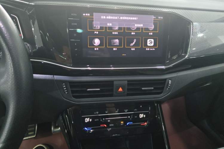Used Volkswagen Tayron 2021 380TSI All-Wheel Drive R-Line Connected Version Audio And AC Panel