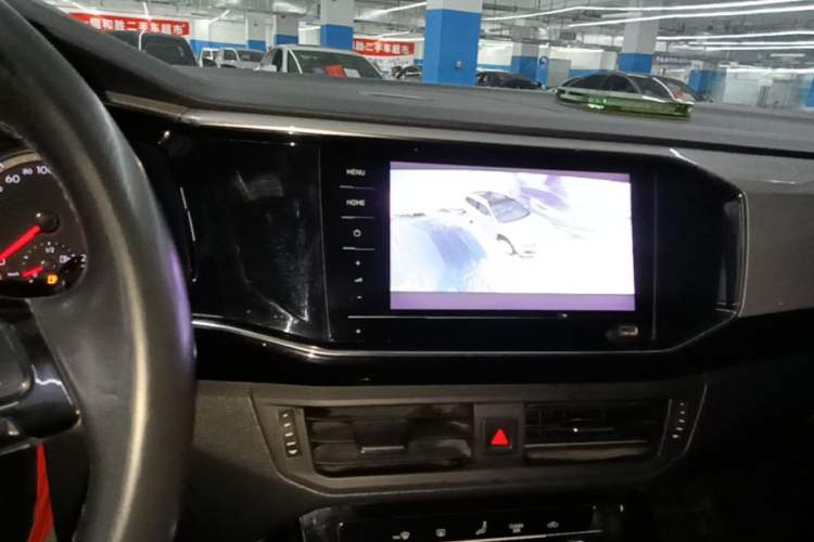 Used Volkswagen Tayron 2021 330TSI Two-Wheel Drive Luxury Smart Connectivity Version Audio And AC Panel