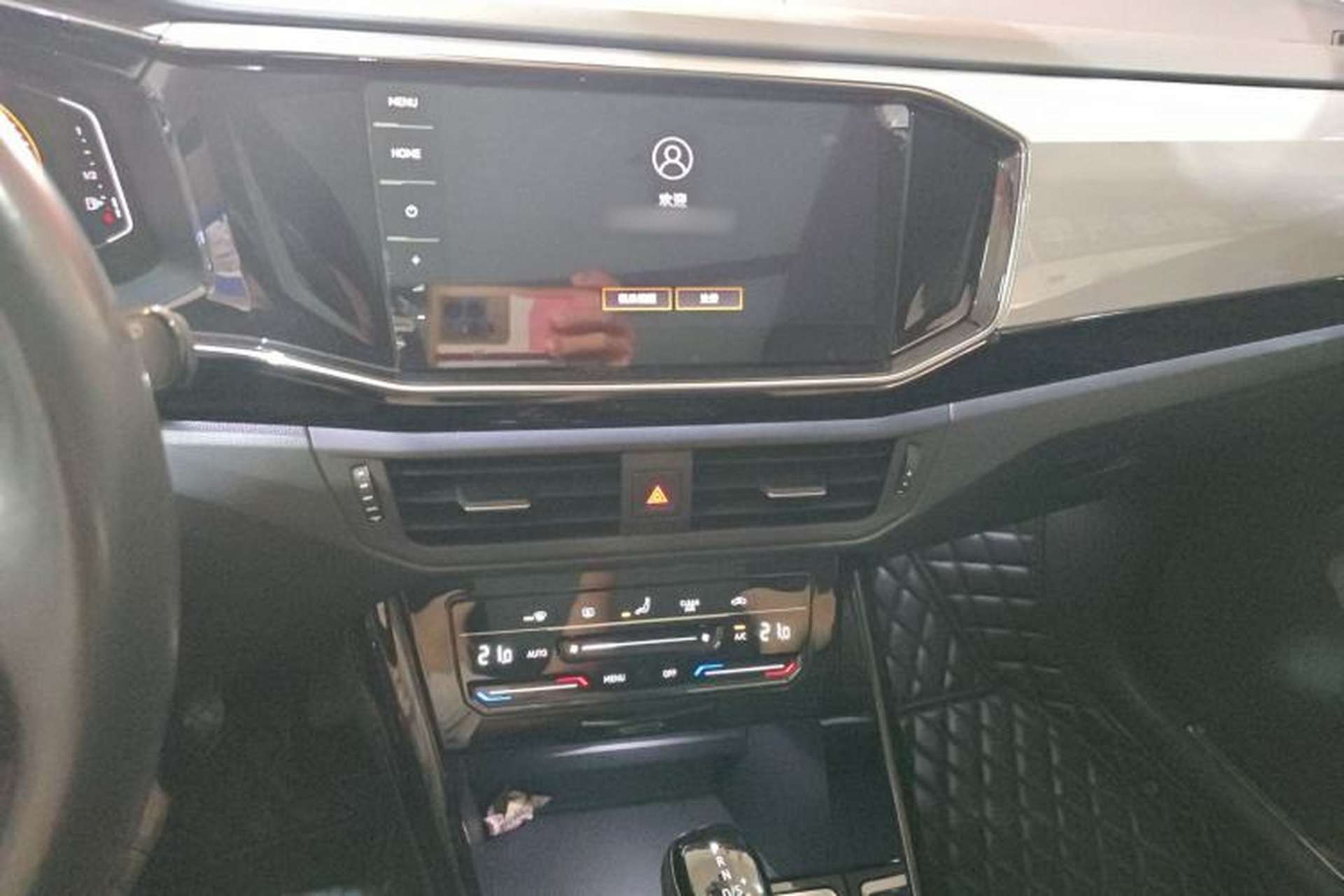 Used Volkswagen Tayron 2021 330TSI Two-Wheel Drive Luxury Smart Connectivity Version Audio And AC Panel