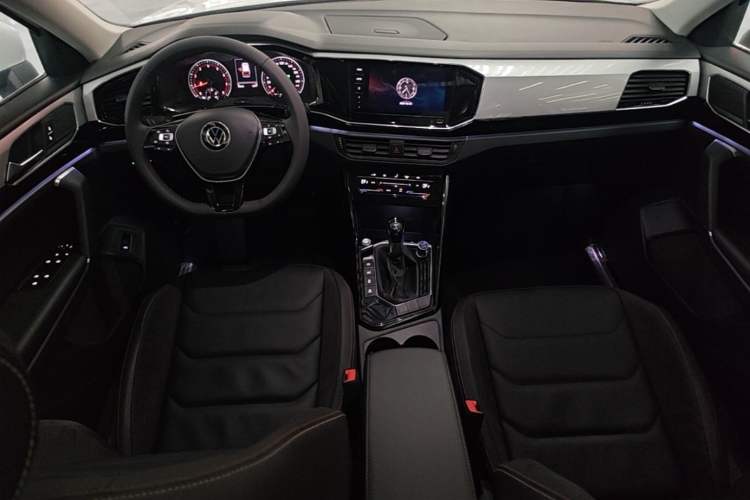 Used Volkswagen Tayron 2021 330TSI Two-Wheel Drive Luxury Smart Connectivity Version Center Console