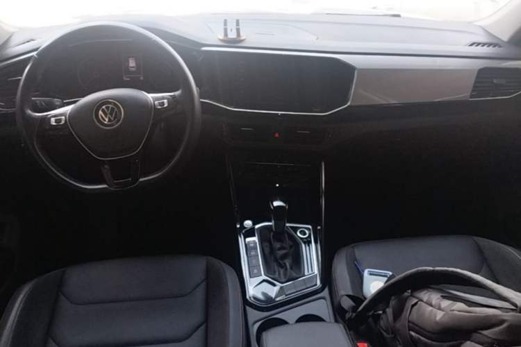 Used Volkswagen Tayron 2021 280TSI Two-Wheel Drive Luxury Smart Connectivity Version Center Console