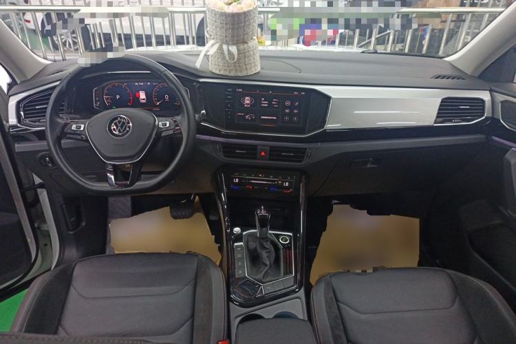 Used Volkswagen Tayron 2021 330TSI Two-Wheel Drive Luxury Connected Version Plus Center Console