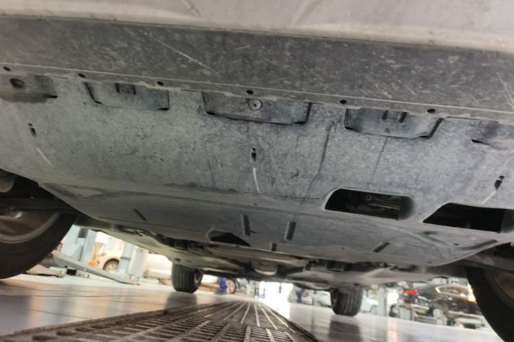 Used Volkswagen Tayron 2021 280TSI Two-Wheel Drive Comfort Connect Edition Chassis Front