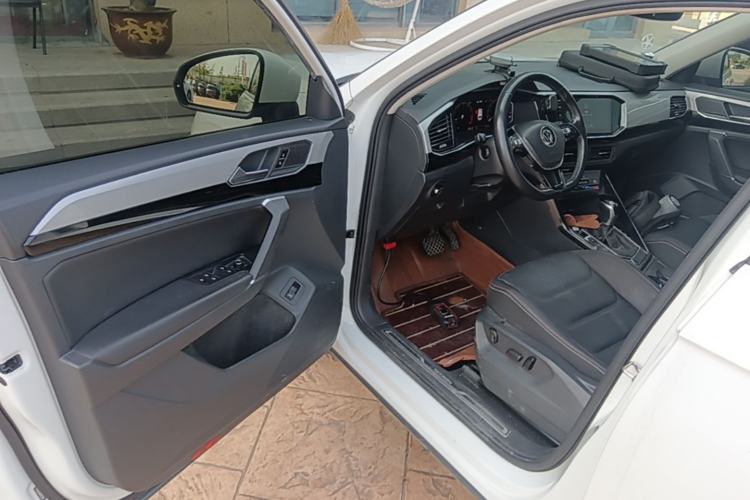 Used Volkswagen Tayron 2021 330TSI Two-Wheel-Drive 3rd Anniversary Limited Edition Driver Seat